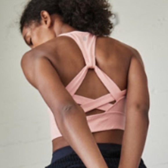 Free People movement synergy crop. - Picture 1 of 5
